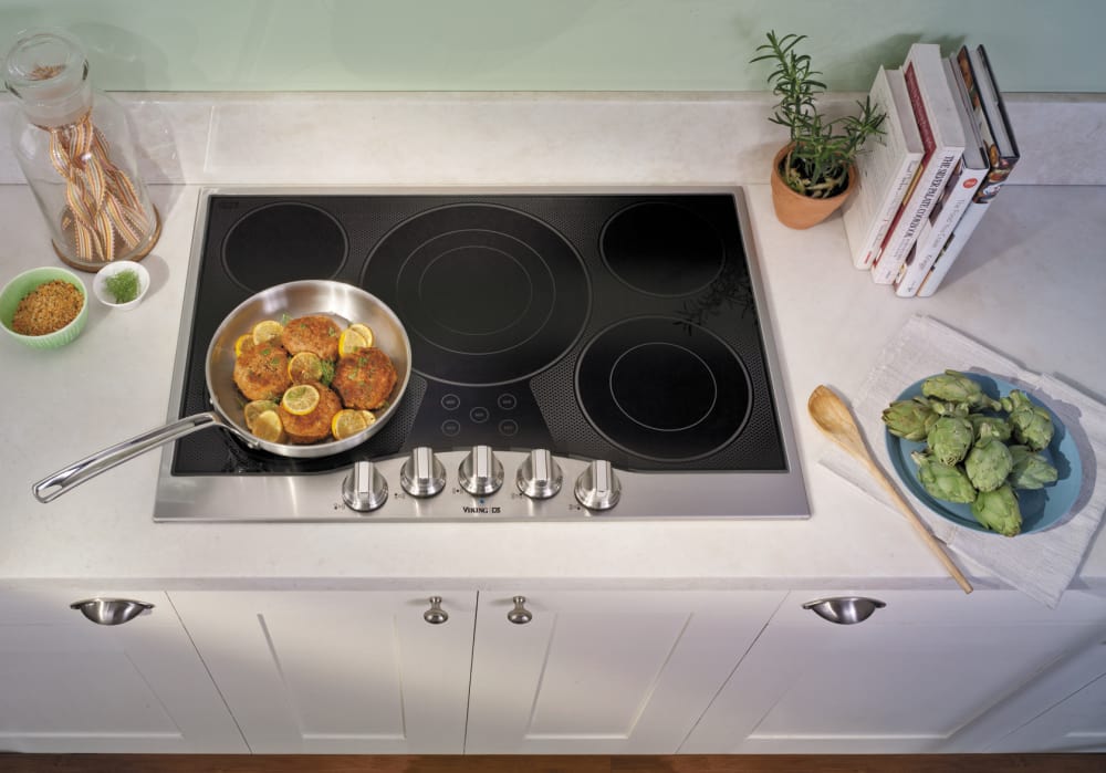 Viking RDECU2065BSB 30 Inch Electric Cooktop with 5 QuickCook Surface