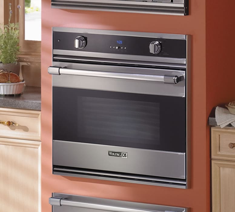 Viking RDSOE306SS 30 Inch Single Electric Wall Oven with 4.3 cu. ft