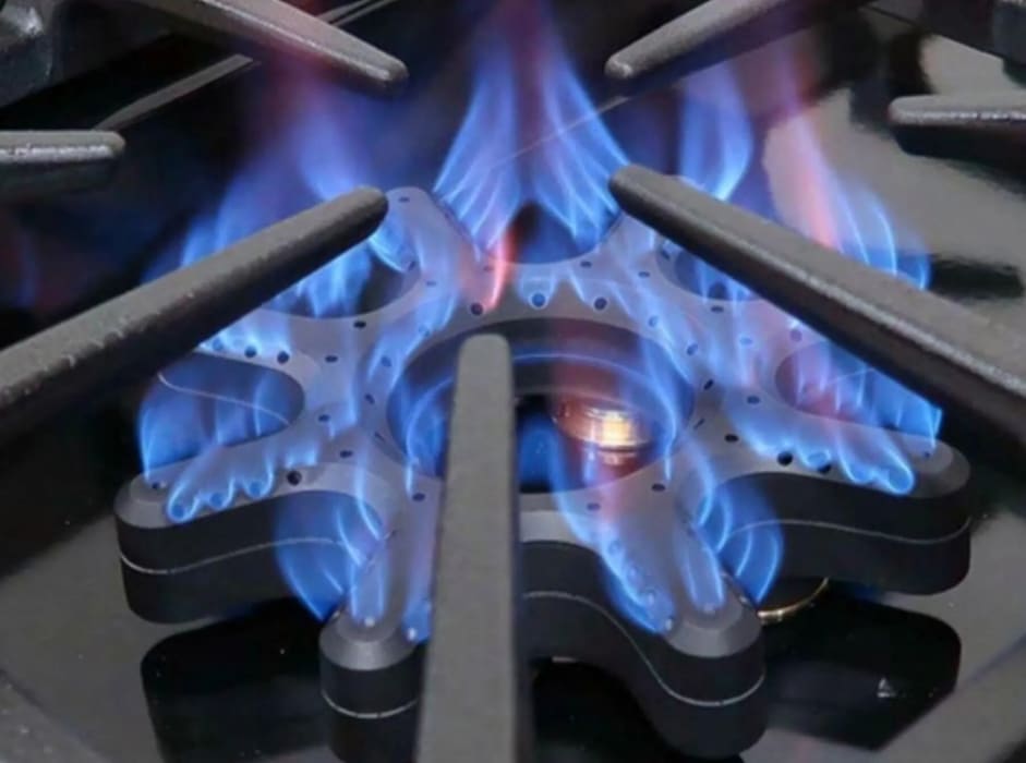 BlueStar BSDF304B 30 Inch Freestanding Dual Fuel Range with 4 Sealed