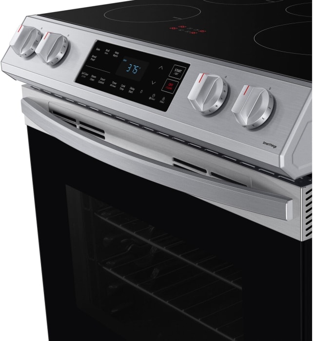 Samsung NE63B8211SS 30 Inch SlideIn Induction Smart Range with 4