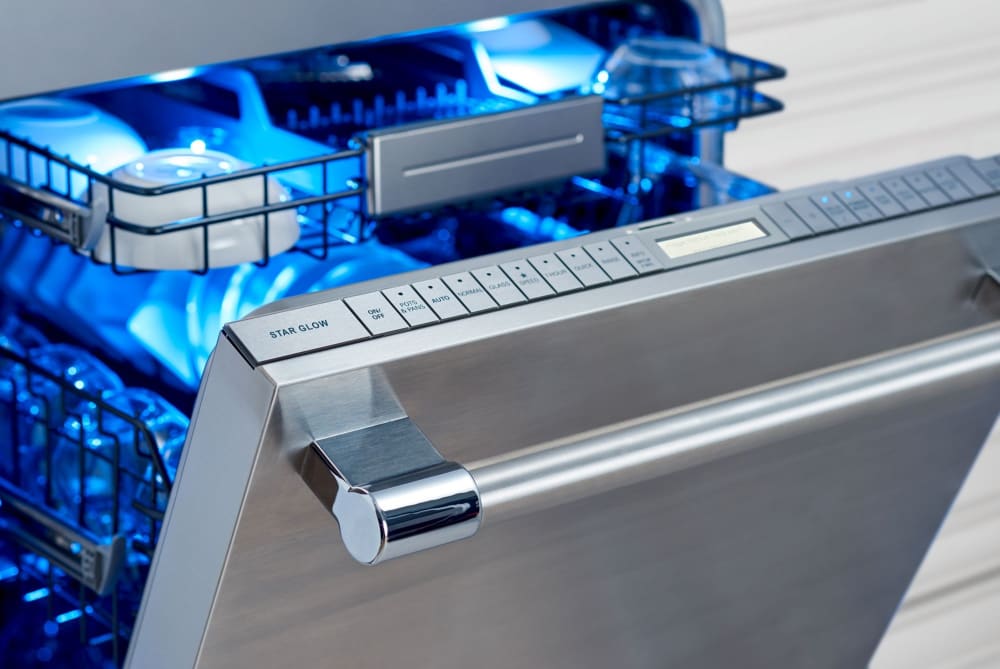 Thermador DWHD870WFP 24 Inch Fully Integrated Smart Dishwasher with 16