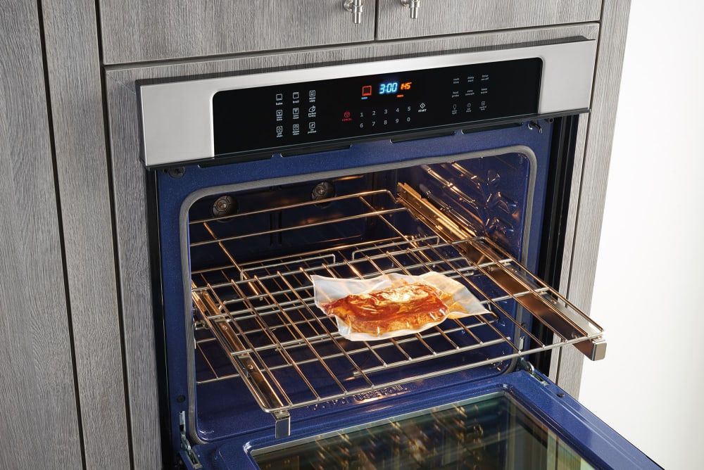 Electrolux EI30EW38TS 30 Inch Electric Wall Oven with Perfect Taste