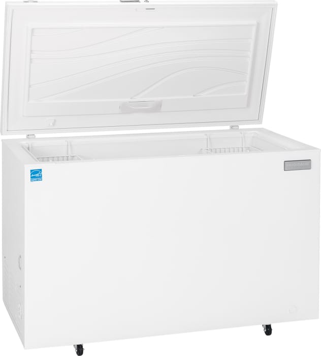 Frigidaire FCCS161QW 15.6 cu. ft. Commercial Chest Freezer with 2 NSF