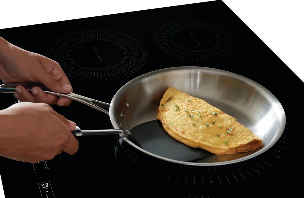 Frigidaire FFIC3026TB 30 Inch Induction Cooktop with Auto Sizing™ Pan