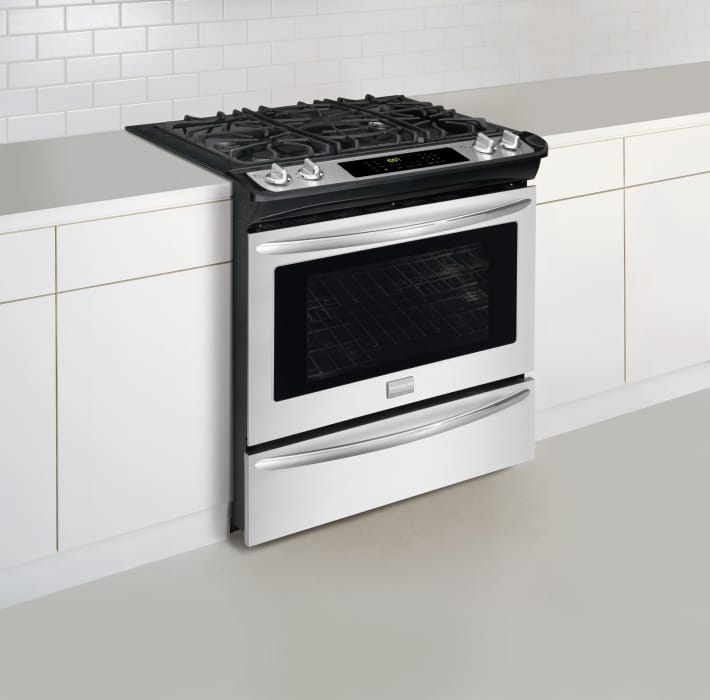 Frigidaire FGDS3065PF 30 Inch SlideIn DualFuel Range with True