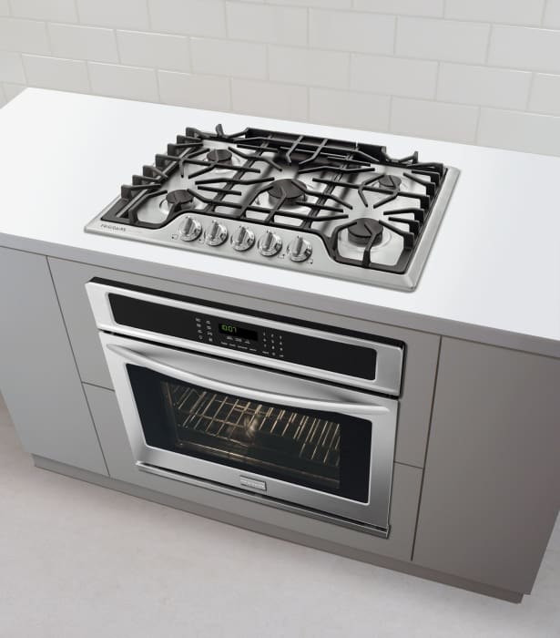 Frigidaire FGGC3047QS 30 Inch Gas Cooktop with LP Conversion Option