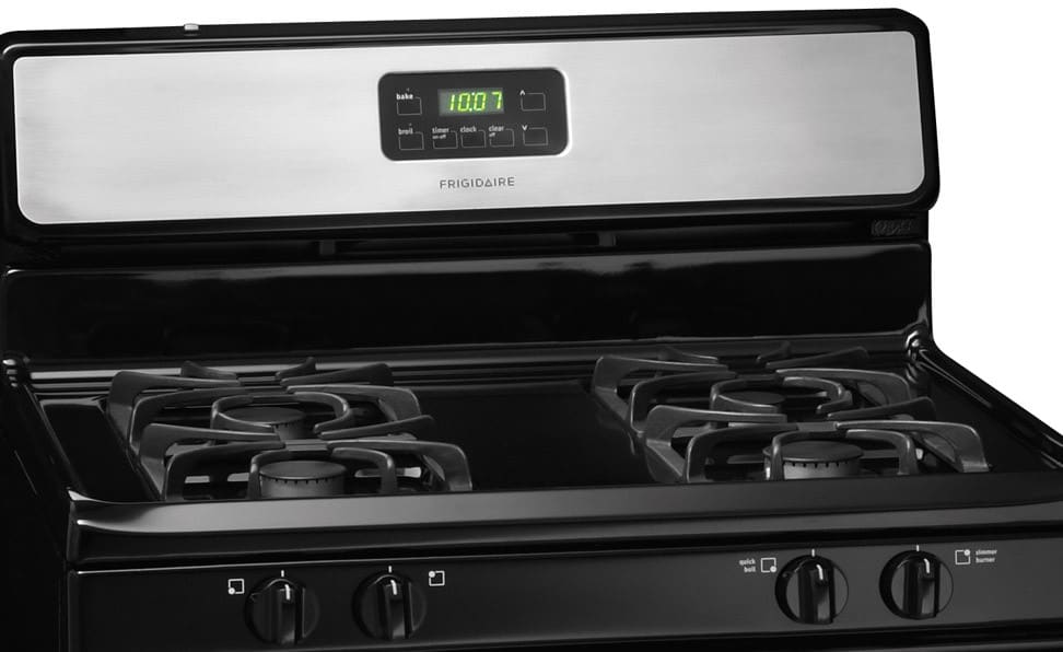 Frigidaire FFGF3047LS 30 Inch Freestanding Gas Range with Simmer Burner