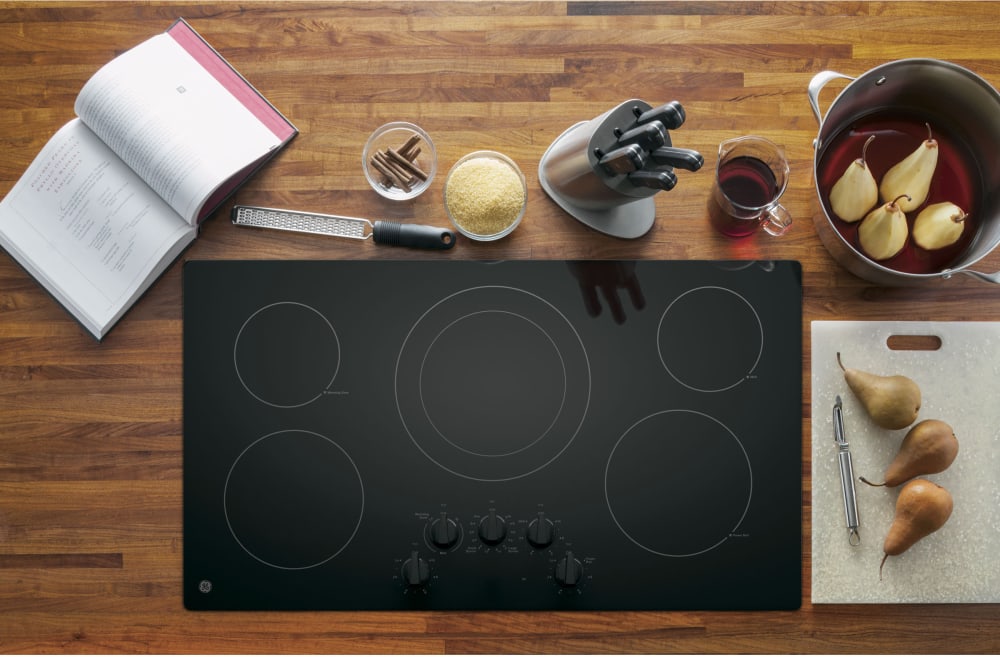 GE JP3036DLBB 36 Inch Electric Cooktop with Five Radiant Cooking