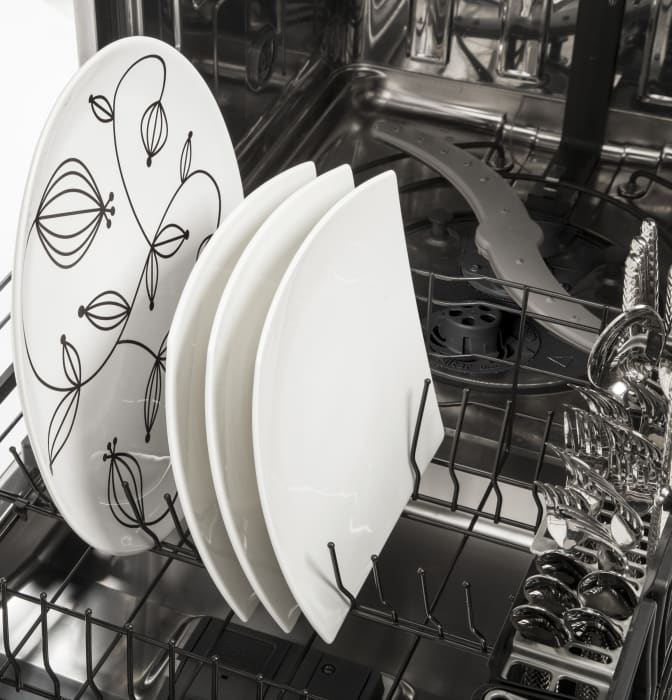 GE CDT865SMJDS Fully Integrated Dishwasher with Over 140 Cleaning Jets