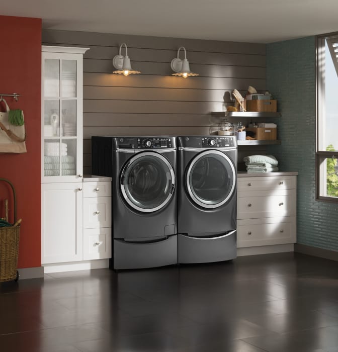 GE GEWADRGG2 SidebySide on Pedestals Washer & Dryer Set with Front Load Washer and Gas Dryer