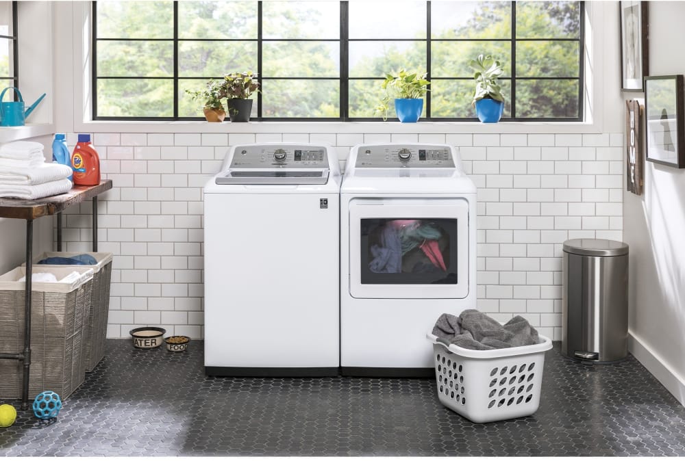 GE GTW755CSMWS 27 Inch Smart Top Load Washer with WiFi, Dualaction