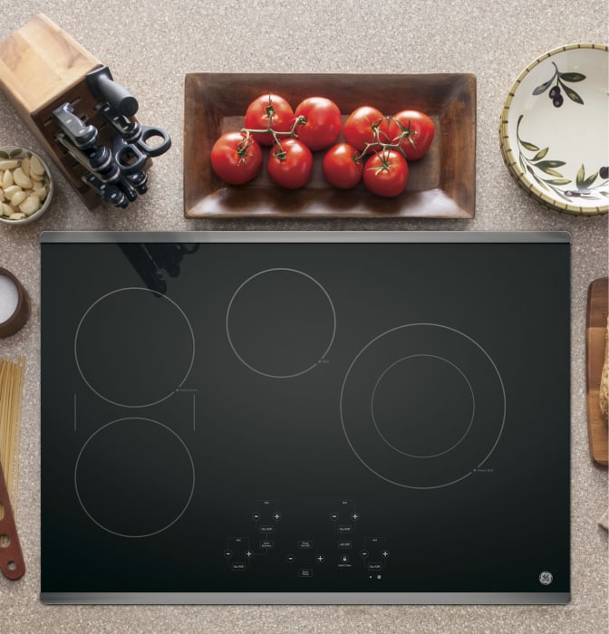 GE JP5030SJSS 30 Inch Electric Cooktop with 4 Radiant Elements, Ceramic