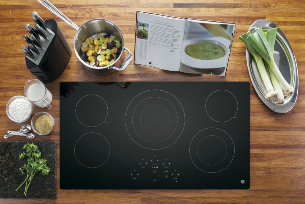 GE JP5036DJBB 36 Inch Electric Cooktop with 5 Radiant Elements, Ceramic