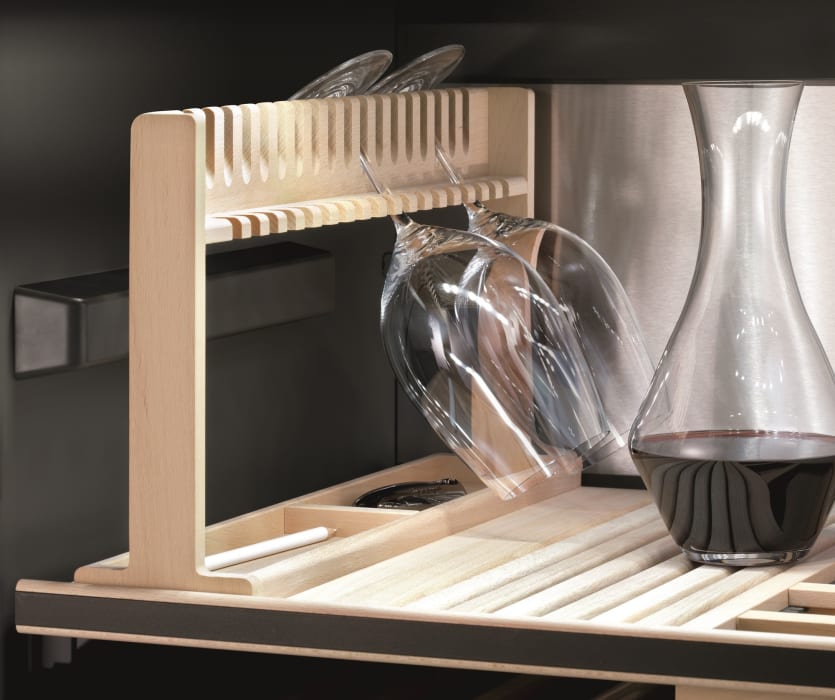 Miele KWT6312UGS 24 Inch Builtin Undercounter Wine Storage with 46