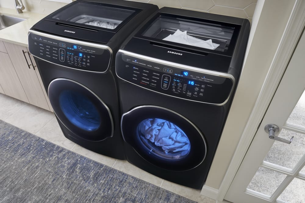 Samsung WV60M9900AV 27 Inch FlexWash™ Smart Washer with 6.0 Cu. Ft