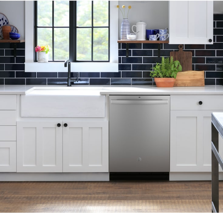 GE GDT535PSRSS 24 Inch Fully Integrated Dishwasher with Up to 14 Place