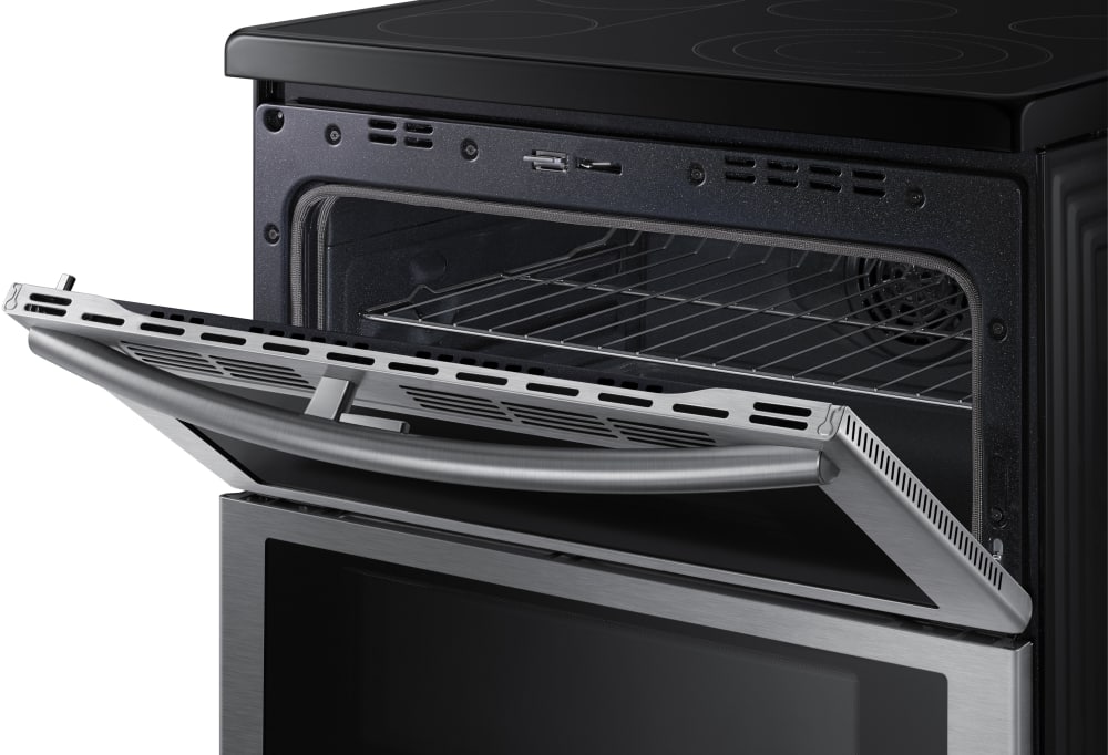 Samsung NE59J7850WS 30 Inch Freestanding Electric Range with 5 Heating