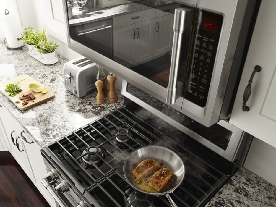 Maytag MMV5220FZ 2.1 cu. ft. OvertheRange Microwave with WideGlide