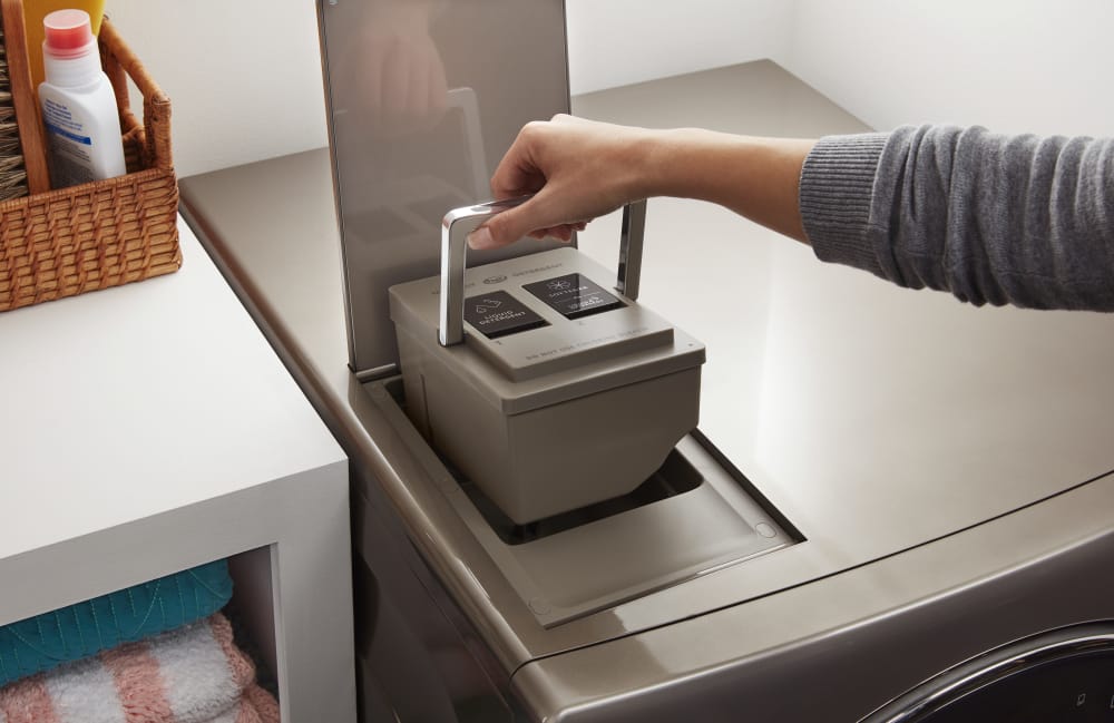 Whirlpool WFC8090GX 24 Inch Smart Front Load Washer/Dryer Combo with Wi