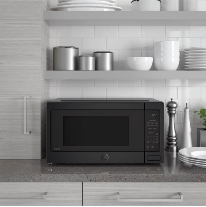 GE PES7227FMDS 2.2 cu. ft. Countertop Microwave Oven with Sensor