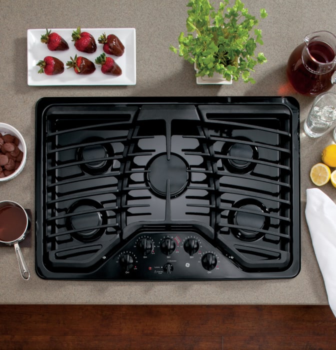 GE PGP953DETBB 30 Inch Gas Cooktop with 5 Sealed Burners, 15,000 BTU