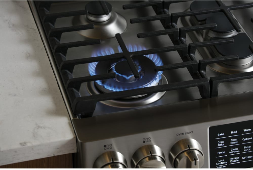 GE PGS930SELSS 30 Inch Smart SlideIn Gas Range with WiFi Connect, True