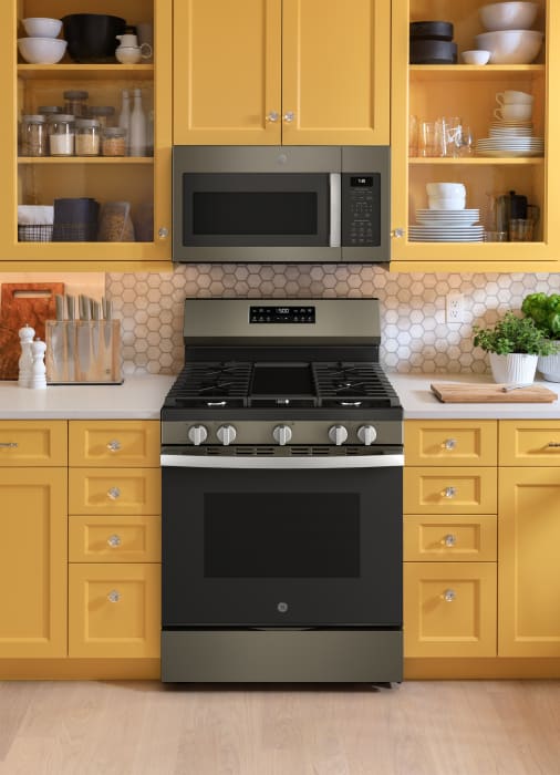 GE GGF500PVES 30 Inch Freestanding Gas Range with 5 Sealed Burners, 5.3