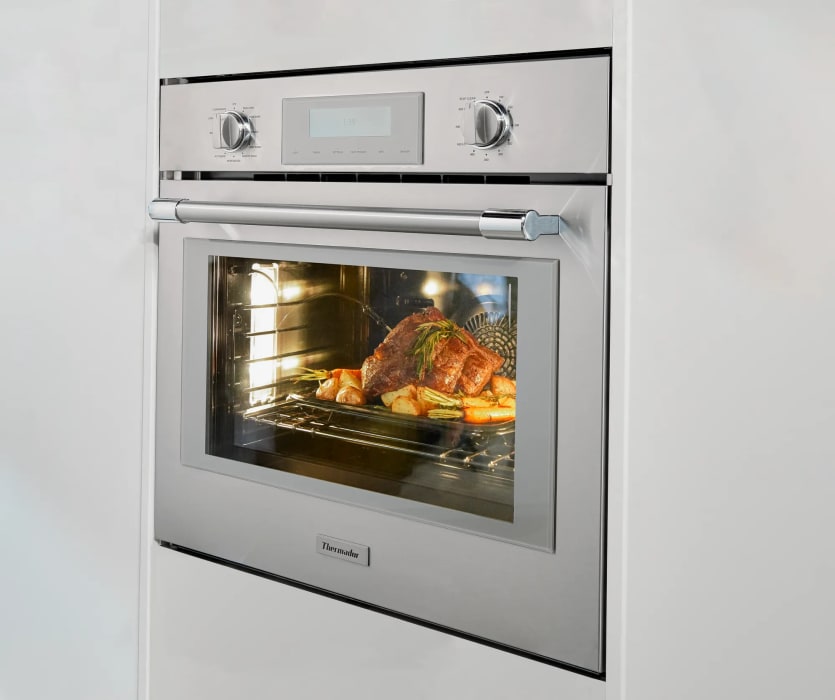 Thermador PO301W 30 Inch Single Convection Smart Electric Wall Oven with 4.5 cu. ft. Oven