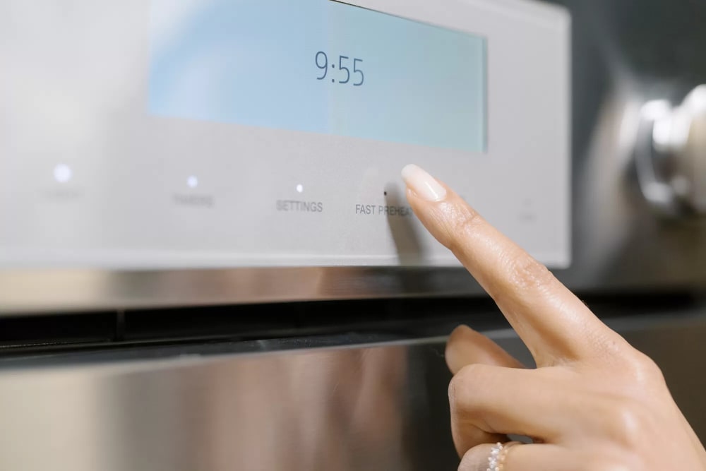 Thermador POD301W 30 Inch Single Convection Smart Electric Wall Oven with 4.5 cu. ft. Oven