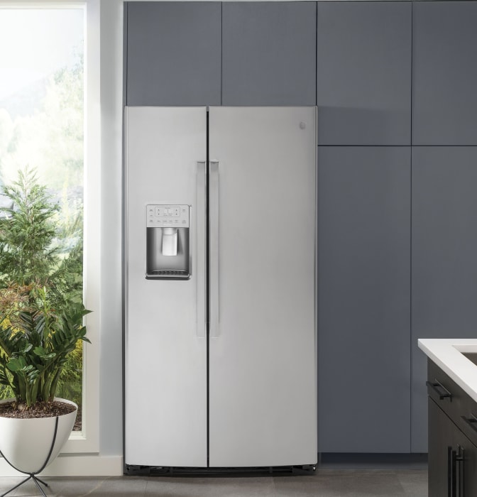 Ge Profile Arctica Refrigerator