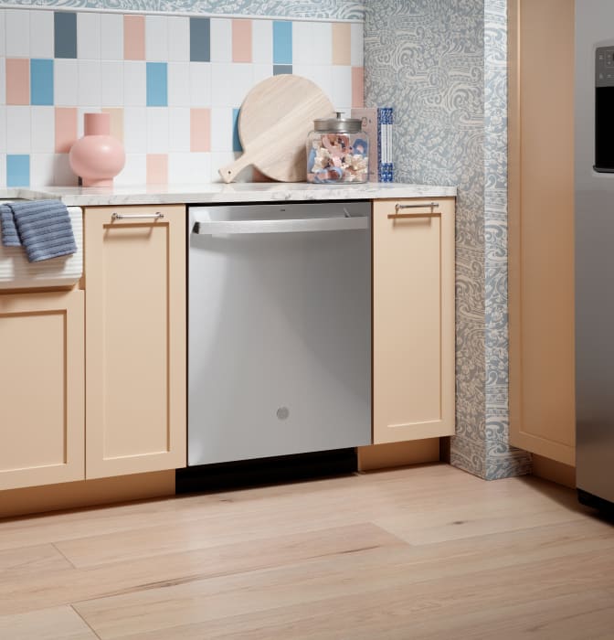 GE GDT650SYVFS 24 Inch Fully Integrated Dishwasher with 16 Place