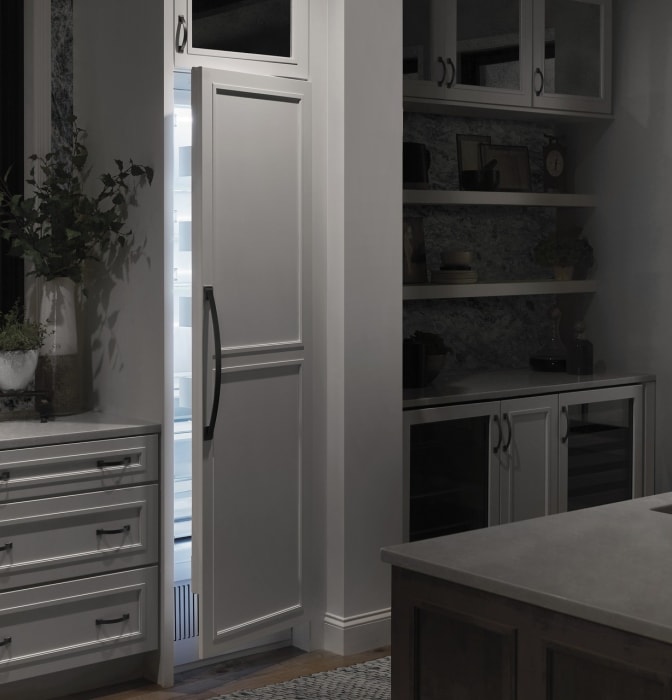 GE UCC15NJII 15 Inch Under Counter Panel Ready Ice Maker with Gourmet