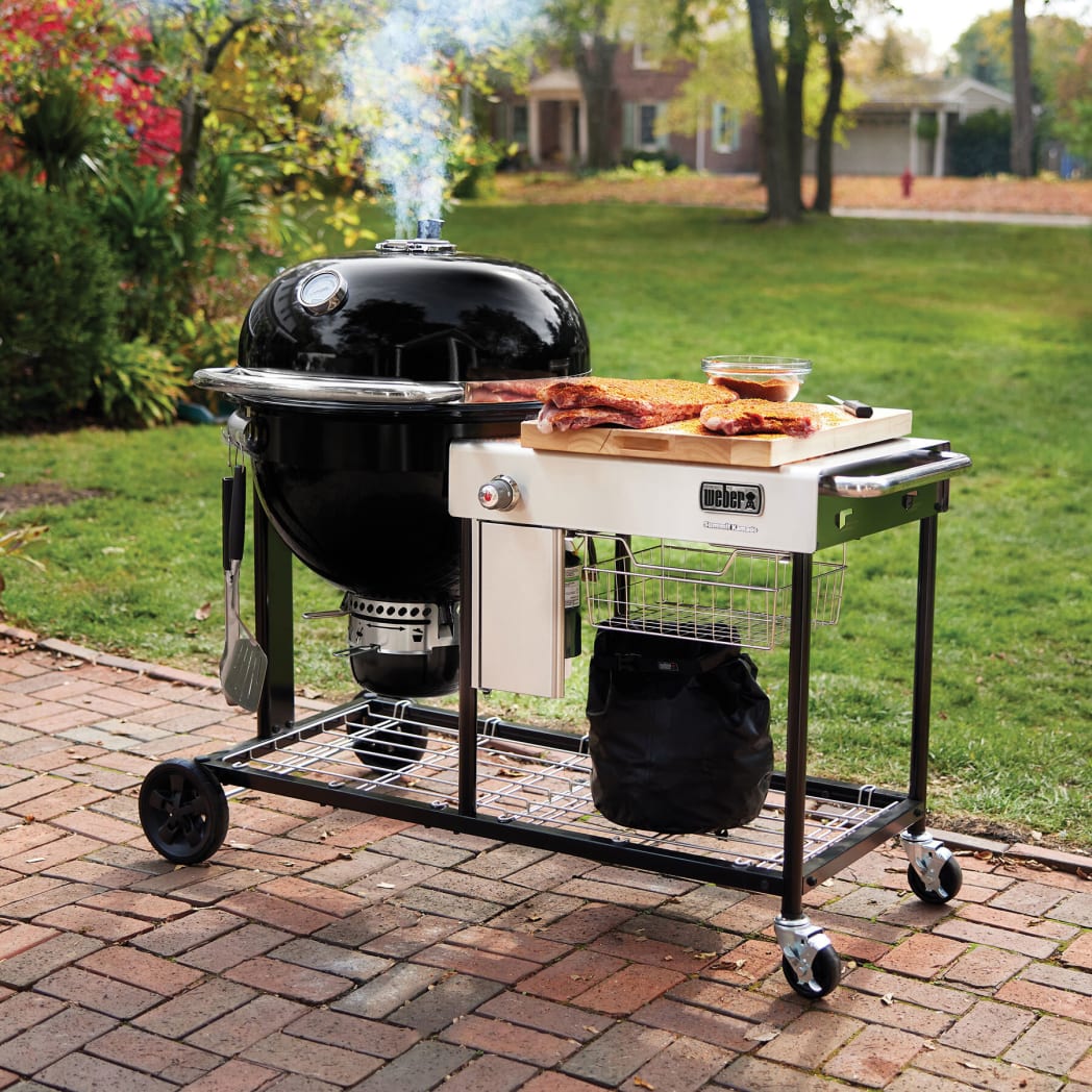 Weber 18501101 Summit Kamado S6 Freestanding Charcoal Grill with 452 sq. in. Total Cooking Area Gas Ignition Rapidfire Lid Damper One Touch Cleaning System Dual Position Fuel Grate Char Baskets Fuel B...