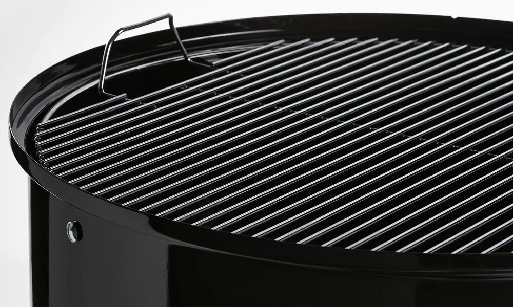 Weber 731001 Smokey Mountain Cooker Smoker with 726 sq. in. Cooking Surface Superior Heat Retention Precise Heat Control Extra Smoking Capacity Lid Thermometer Water Pan and Charcoal Chamber 22 Inch