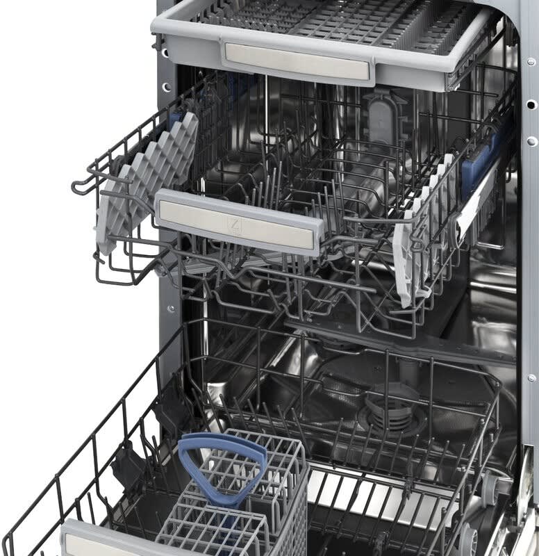 Built in dishwasher with cutlery tray on sale