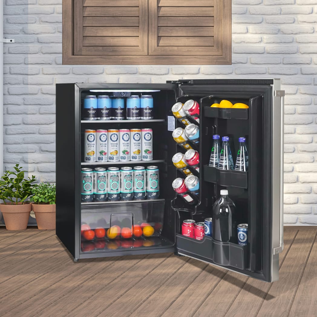 Danby DAR044A1SSO 21 Inch Compact Outdoor Refrigerator with 4.4 Cu