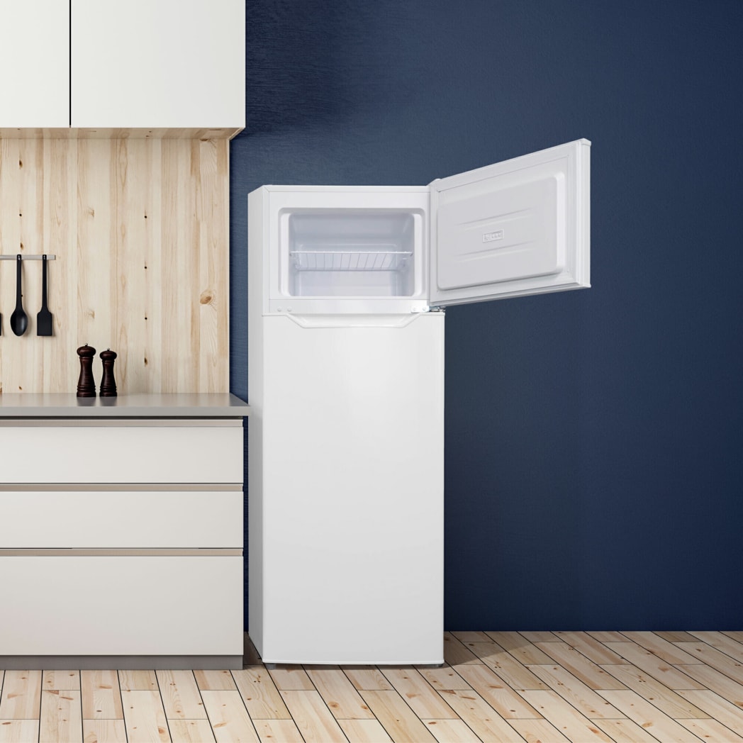 Danby 7.0 Cu. Ft. Apartment Size Fridge Top Mount In Stainless Steel