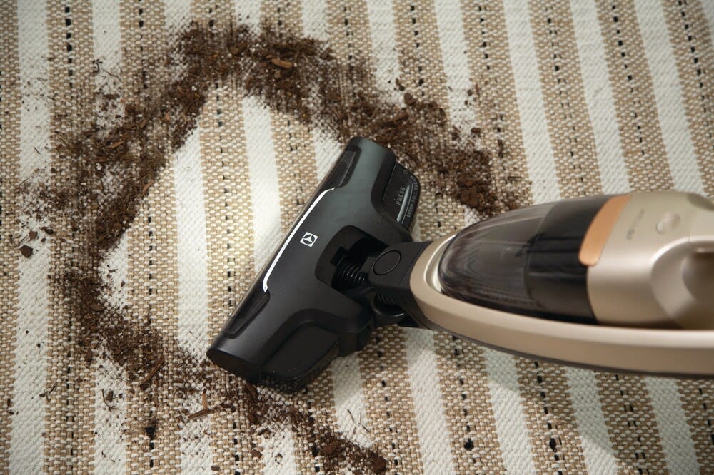 Electrolux EHVS35H2AQ WellQ7™ Hard Floor Cordless 2-in-1 Stick