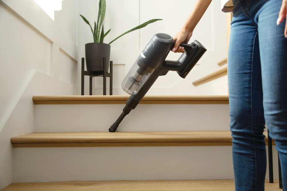 専用) Electrolux Electrolux EHVS85H3AD Ultimate800™ Multi-Surface Cordless Stick