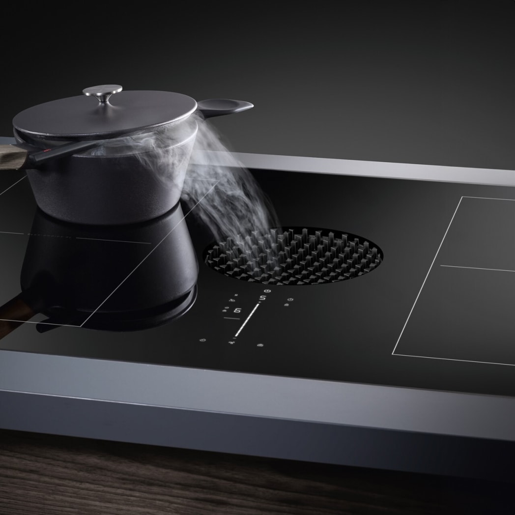 JennAir JIDT836SBL Induction Downdraft Cooktop with 4 Heating