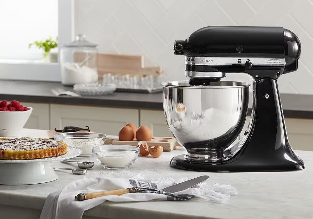 KitchenAid KSM150PSOB 5 Quart Tilt-Head Stand Mixer with 10 Speeds