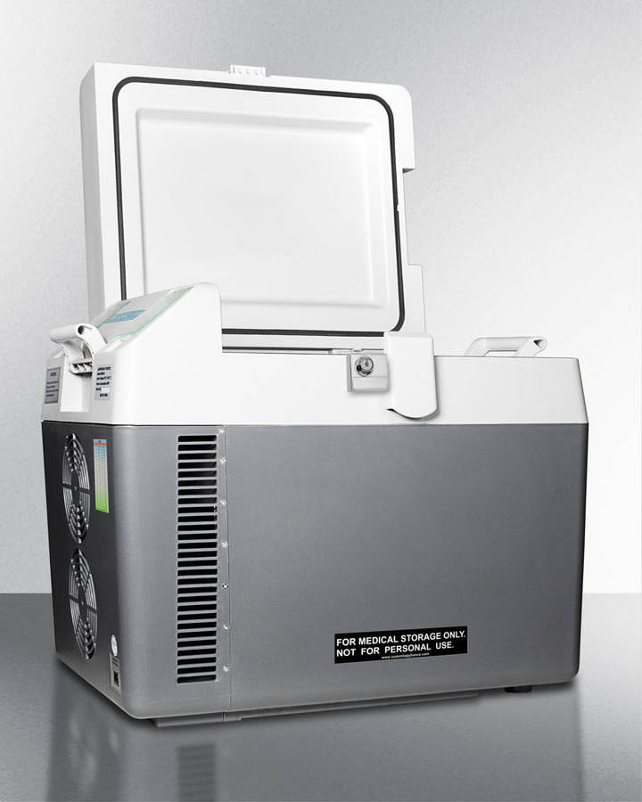 AccuCold SPRF26M 21 Inch Portable 12V/24V Convertible Refrigerator