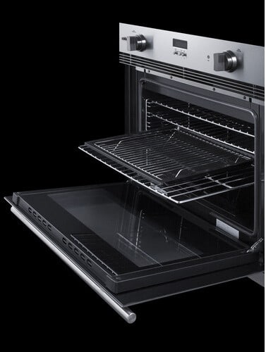 Summit SGWOGD30 30 Inch Single Gas Wall Oven with 3.0 Cu. Ft