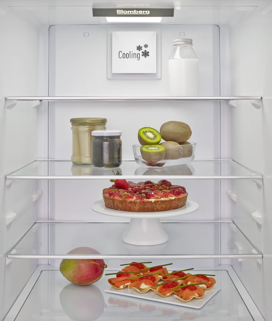 Blomberg BRFB1051FFBI2 22 Inch Built In Bottom Freezer Refrigerator with 8.4 cu. ft. Capacity 3 Glass Shelves Crisper Drawers Freezer Storage Bins