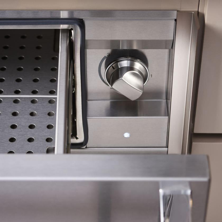 Viking RVEWD330SS 30 Inch Warming Drawer with 1.6 Cu. Ft. Capacity