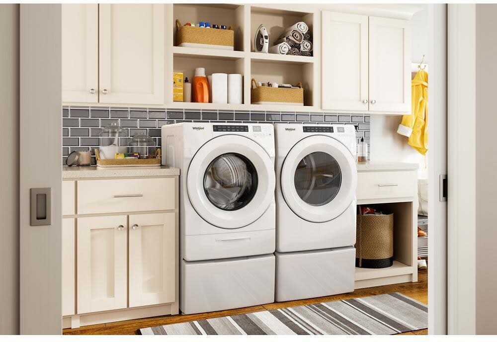 Whirlpool WGD560LHW 27 Inch Gas Dryer with 7.4 Cu. Ft. Capacity