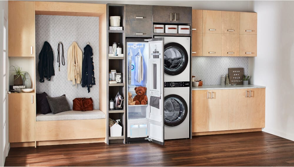 LG S3MFBN Steam Clothing Care System with TrueSteam®, Sanitary