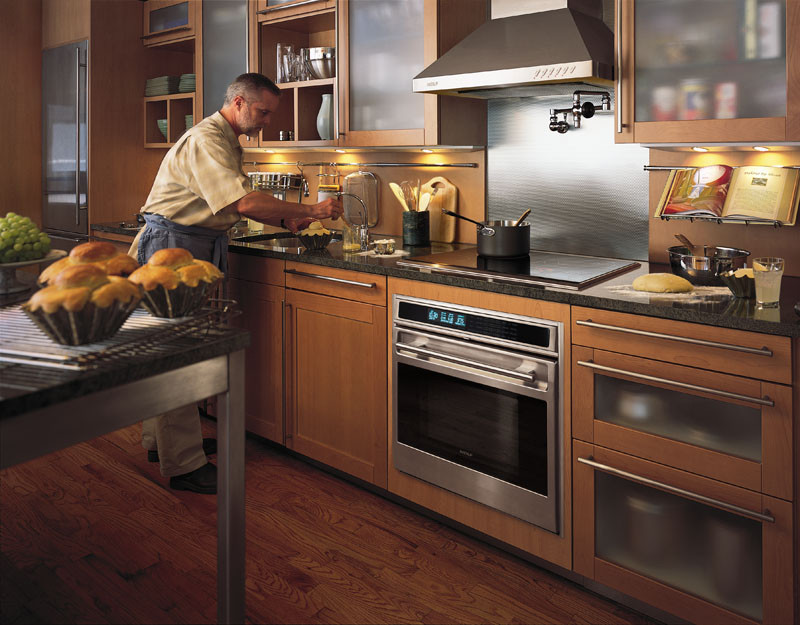 Wolf CTWH36 Wall Mount Chimney Range Hood with Optional Internal