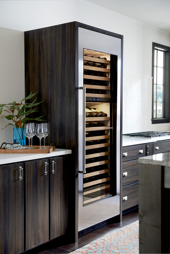 SubZero IW30RH 30 Inch Wine Storage with 146Bottle Capacity, 15
