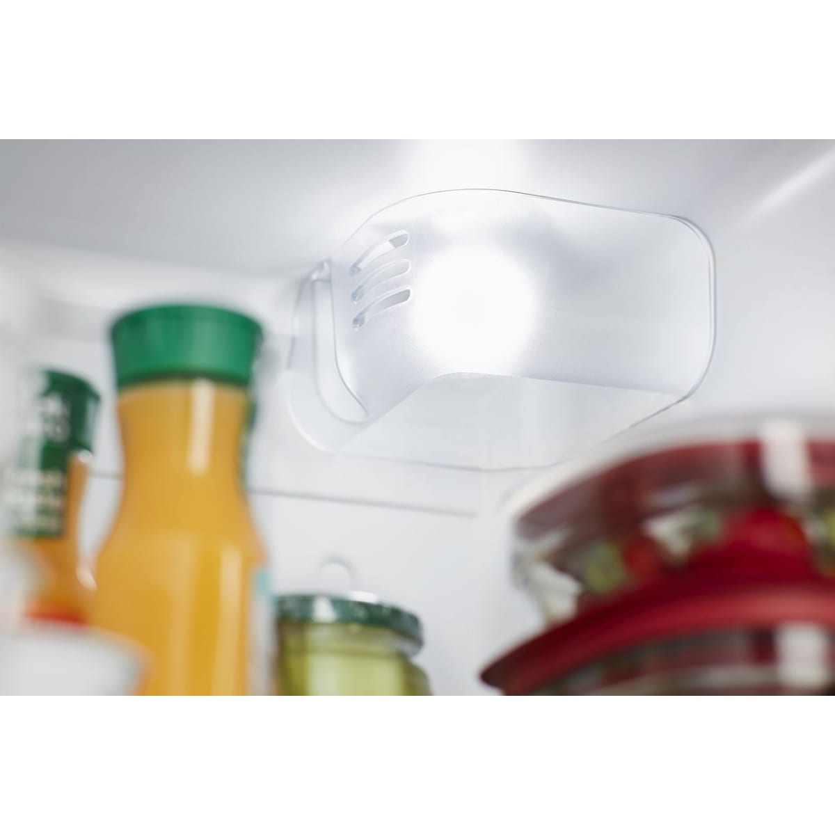 Whirlpool WRS321SDHW - LED Interior Lighting